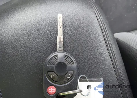 2013 Ford Escape S z USA, uszkodzony, nr VIN 1FMCU0F77DUC83240